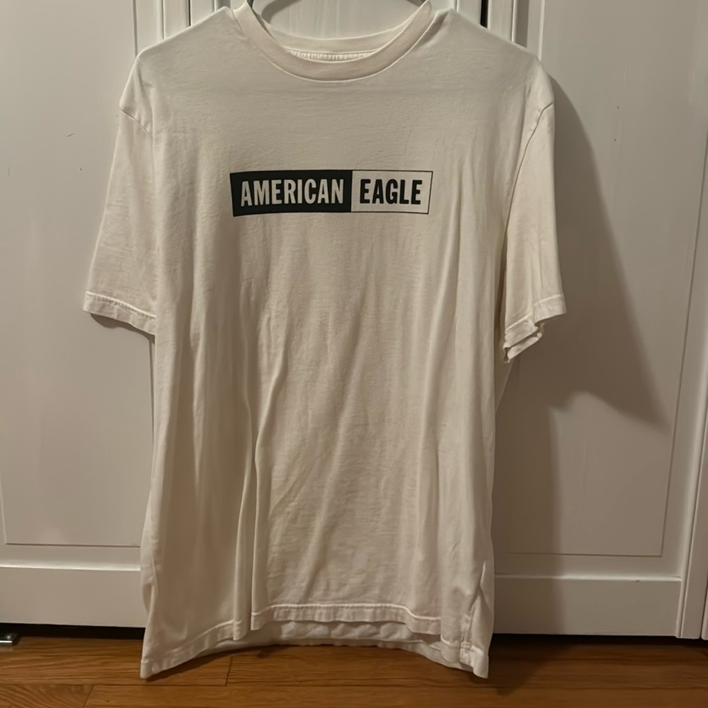men’s white american eagle shirt